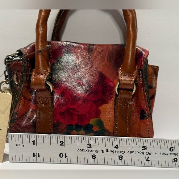 Patricia Nash Mini Vienna Floral Charm Keychain - Multi Print NWT - Picture 4 of 15